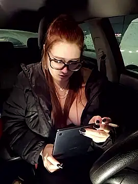 wildyoungNhorny's Live XXX Chat