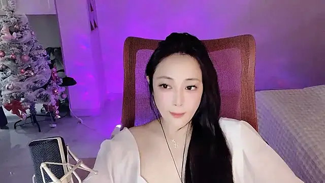 Daisy-77 Adlı Modelin Canlı XXX Sohbeti