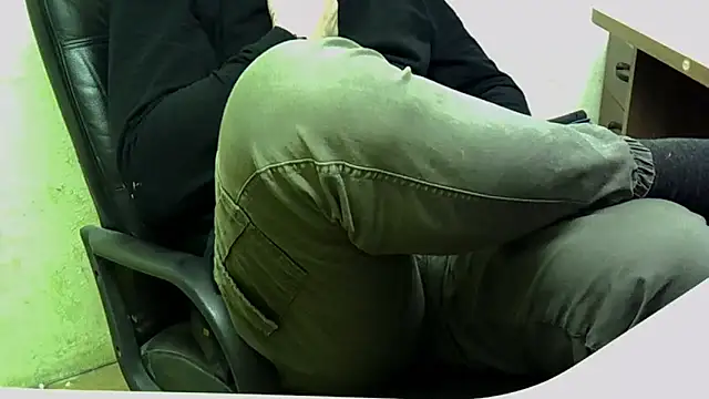 nikdov3's Webcam Show