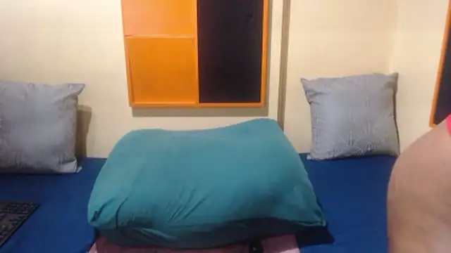 Chat +18 de AssSeductress43 ao vivo