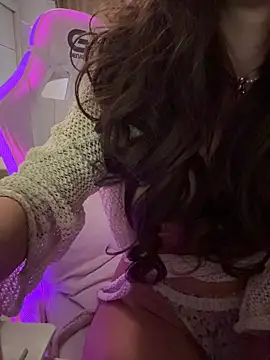 LunaBex Adlı Modelin Canlı XXX Sohbeti