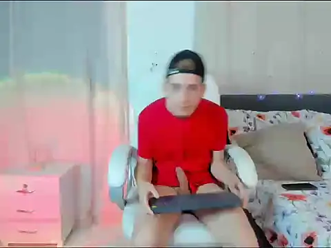 ThiagooJamesのライブXXXチャット