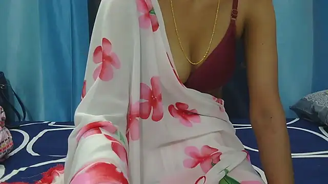 Aarti_misty71's Live XXX Chat