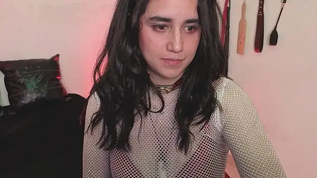 Chat XXX en directo de elowen_halley1