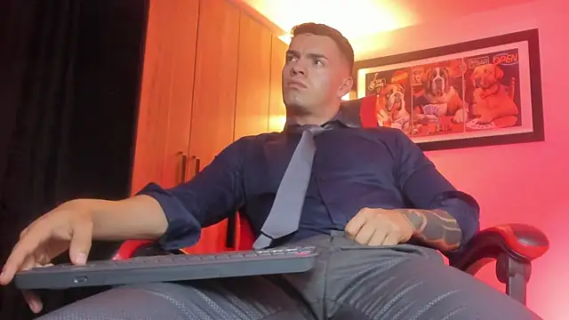 ALPHA_DOMINUS_'s Live XXX Chat