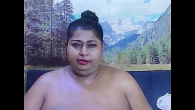 indianhoney694u Adlı Modelin Canlı XXX Sohbeti