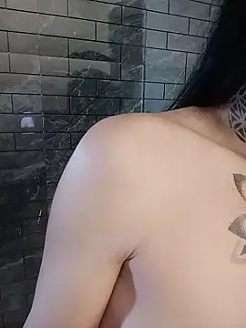 Porcellina181 Adlı Modelin Canlı XXX Sohbeti