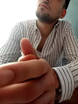 Yasinyasin7's Live XXX Chat