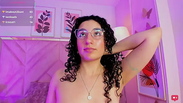 Chat XXX en directo de DemiJones_