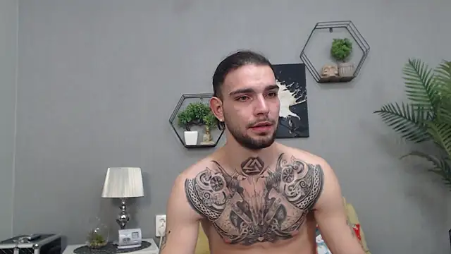 دردشة KaneHunter الجنسية المباشرة