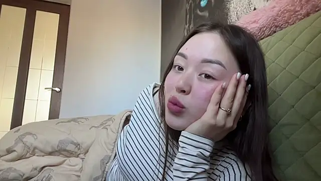 CurietHana1's Live XXX Chat