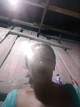 sara_milf777's Webcam Show