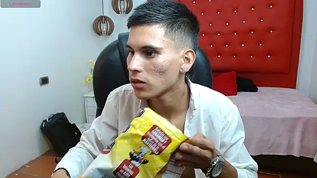 Онлайн чат XXX paullcb