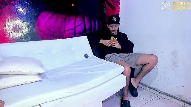 AmazingPartys' Webcam Show