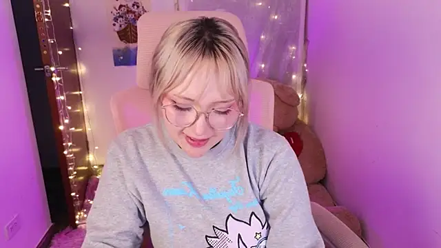 Онлайн чат XXX KuroChan420