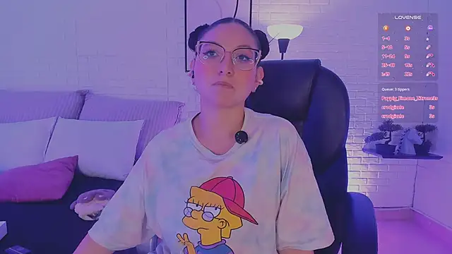 lucy_neil's Live XXX Chat