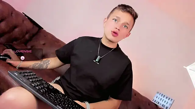 Tim_wolf's Live XXX Chat