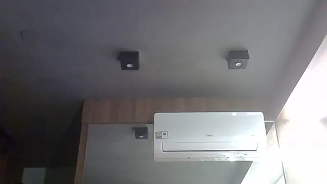 SkinnyKitten's Live XXX Chat