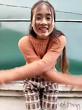 nolan-00 Show Webcam