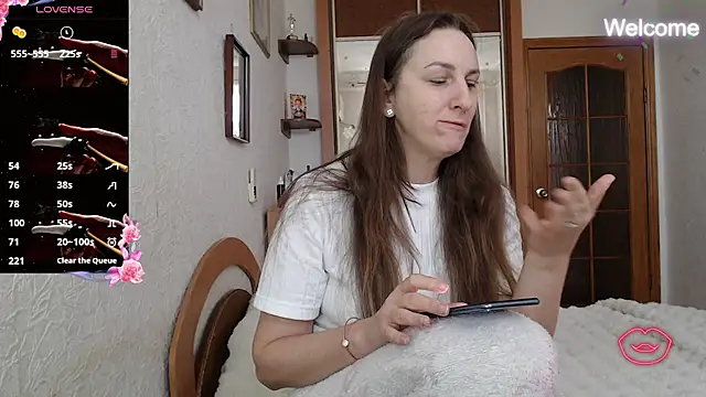 Yevgeshka-Milashka's Live XXX Chat