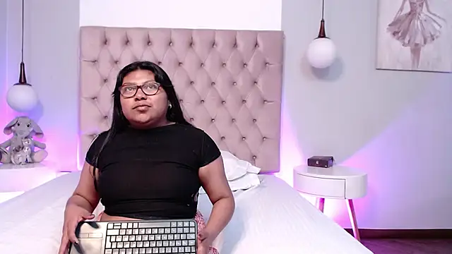 Kiri_Black_'s Live XXX Chat