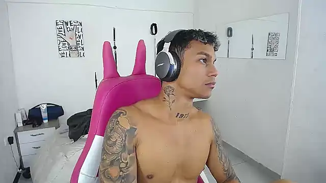 Webkamerová show Leonard_Price