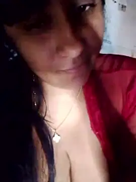 srtsara's Live XXX Chat