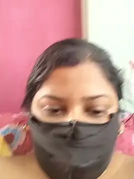 pinkisaha75 webcam show