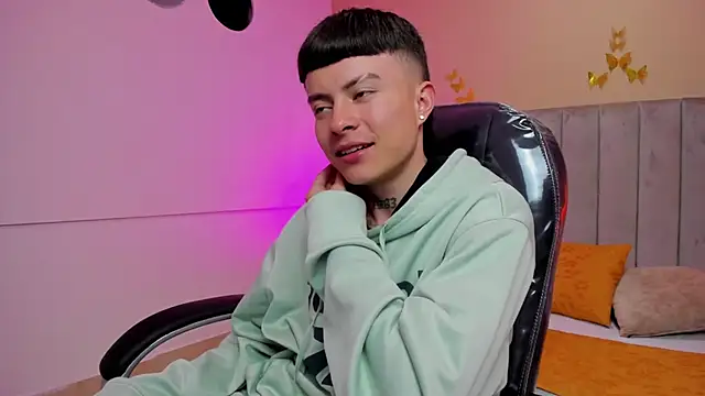 Nascary_Fox's Live XXX Chat