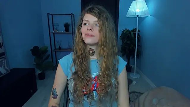 RayaNenlia's Live XXX Chat