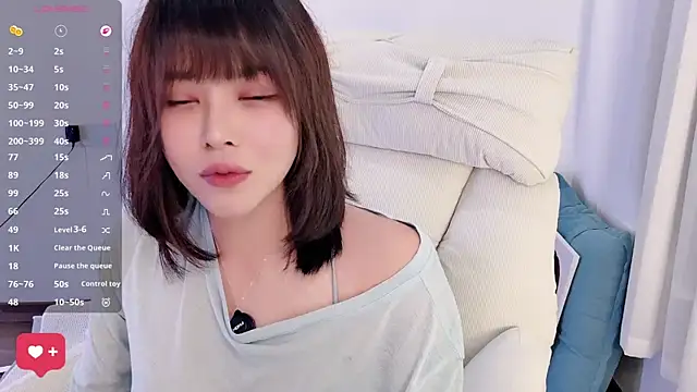 peachy_kiss' Live XXX Chat