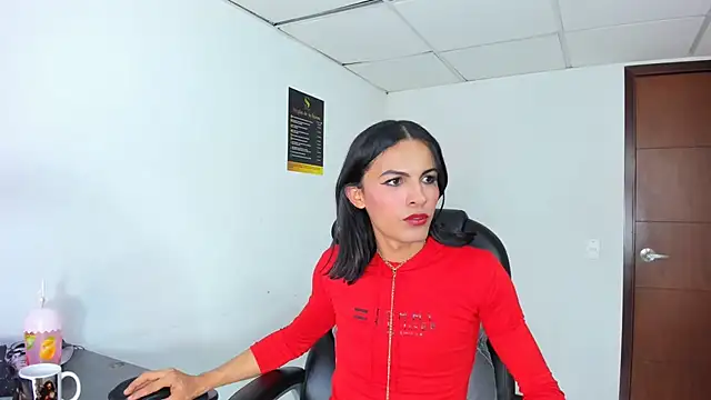 Czat XXX na żywo – Aisha_hotts777