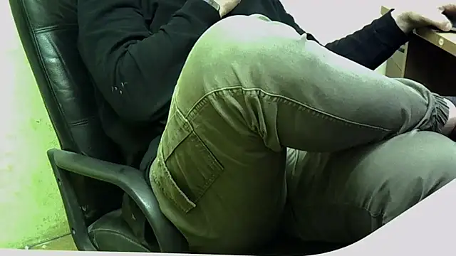 nikdov3's Live XXX Chat