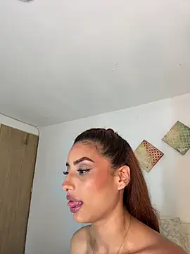 monnay520's Webcam Show