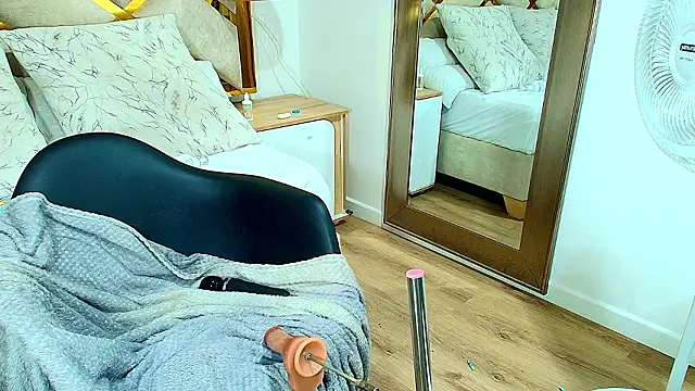 Baby_Scarleth_ 라이브 XXX 채팅