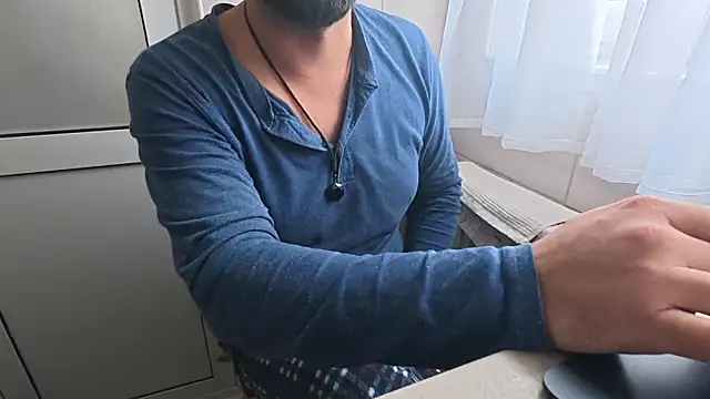 TARKAN1's Live XXX Chat