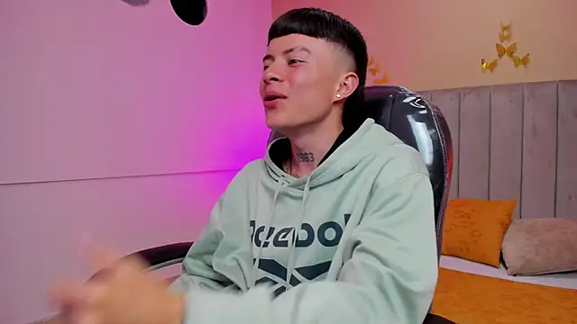 Nascary_Fox's Live XXX Chat