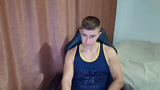 PowerMuscle's Live XXX Chat