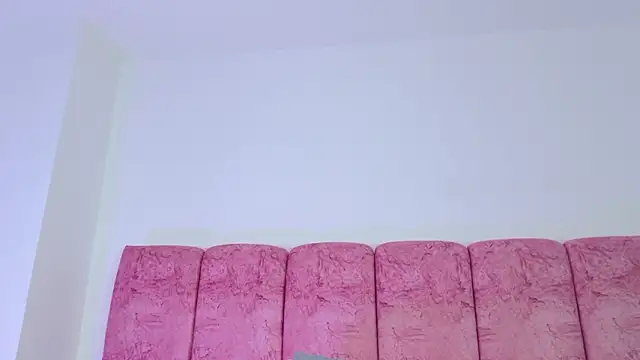 emmacurvyのライブXXXチャット