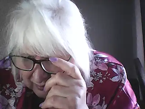 Alexia64231's Live XXX Chat