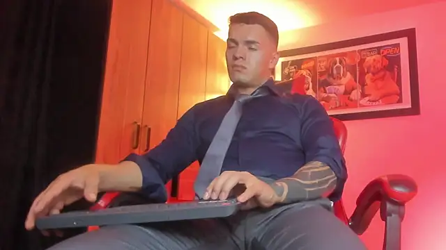 ALPHA_DOMINUS_'s Live XXX Chat