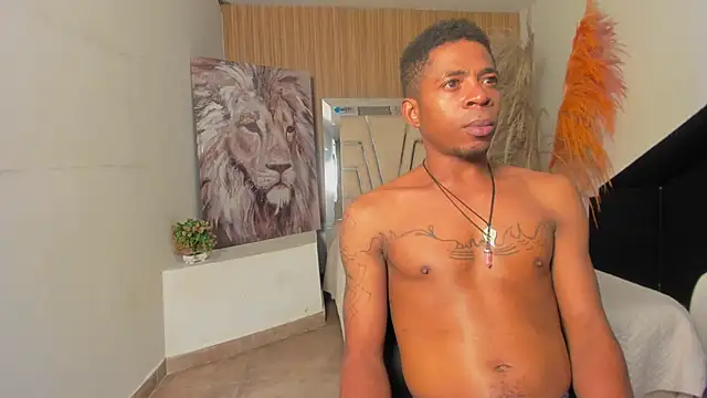 XXX chat uživo modela AndresPalacios_