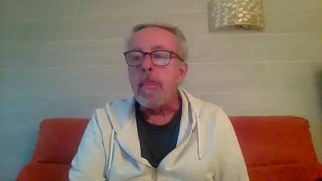 tuggy59: απευθείας συνομιλία ΧΧΧ