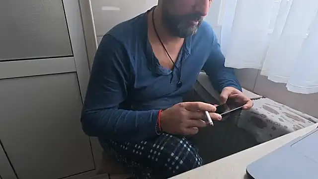 XXX chat uživo modela TARKAN1