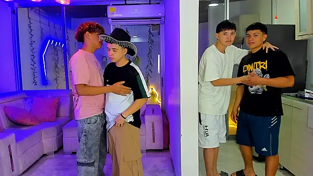 Houseofwarrios' Live XXX Chat