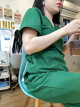 Clinic_Sexy: απευθείας συνομιλία ΧΧΧ