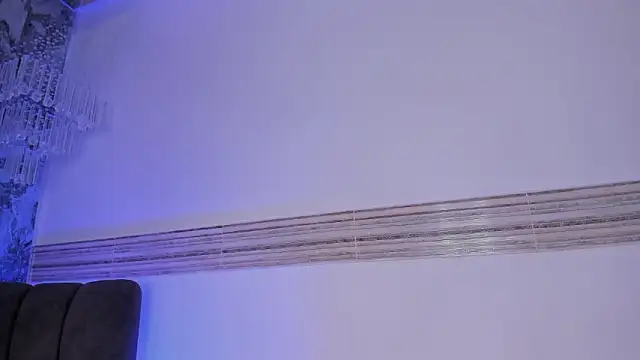 Sophi_Johnson élő XXX-chatje