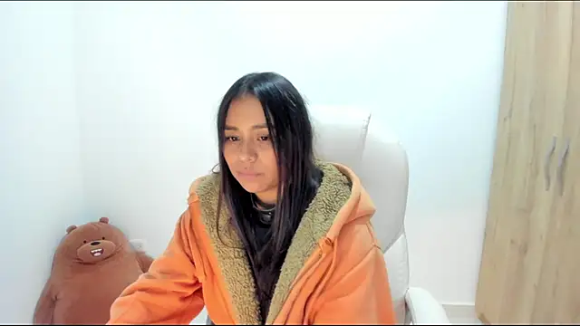 Ciara8: απευθείας συνομιλία ΧΧΧ