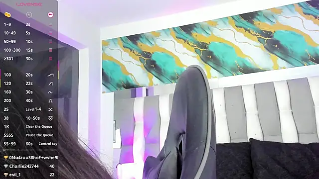 IsaDiiaz Adlı Modelin Canlı XXX Sohbeti