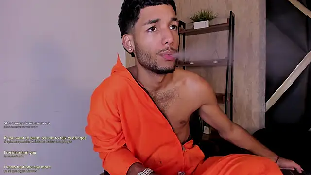 Thiagoferreti: διαδικτυακό σόου στην κάμερα